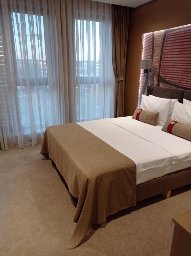 City Park Inn Plovdiv Exterior photo