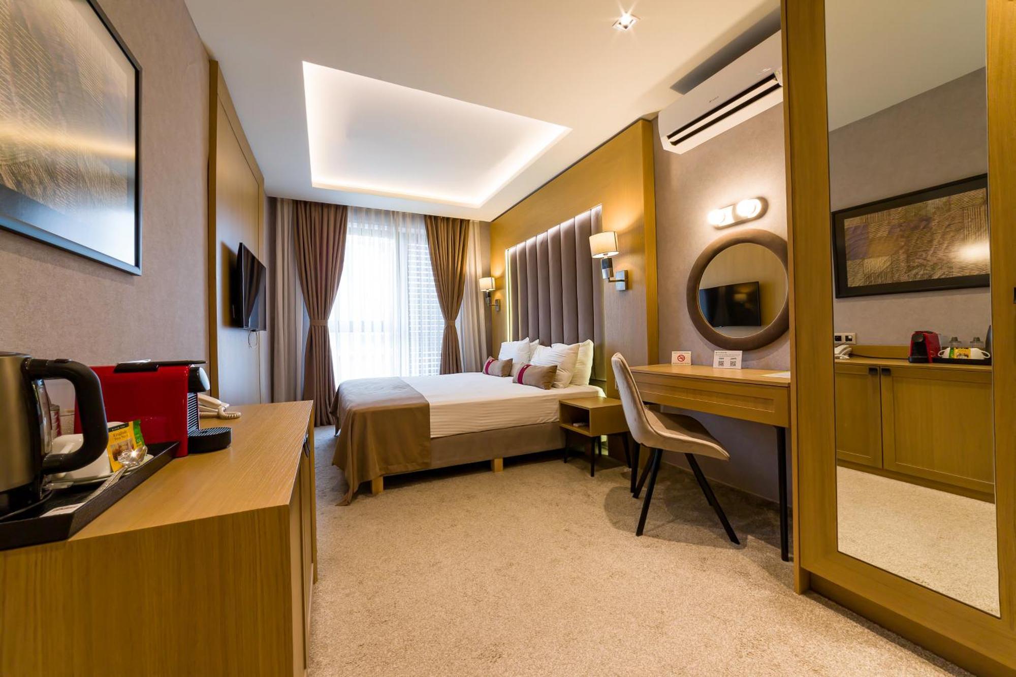 City Park Inn Plovdiv Exterior photo